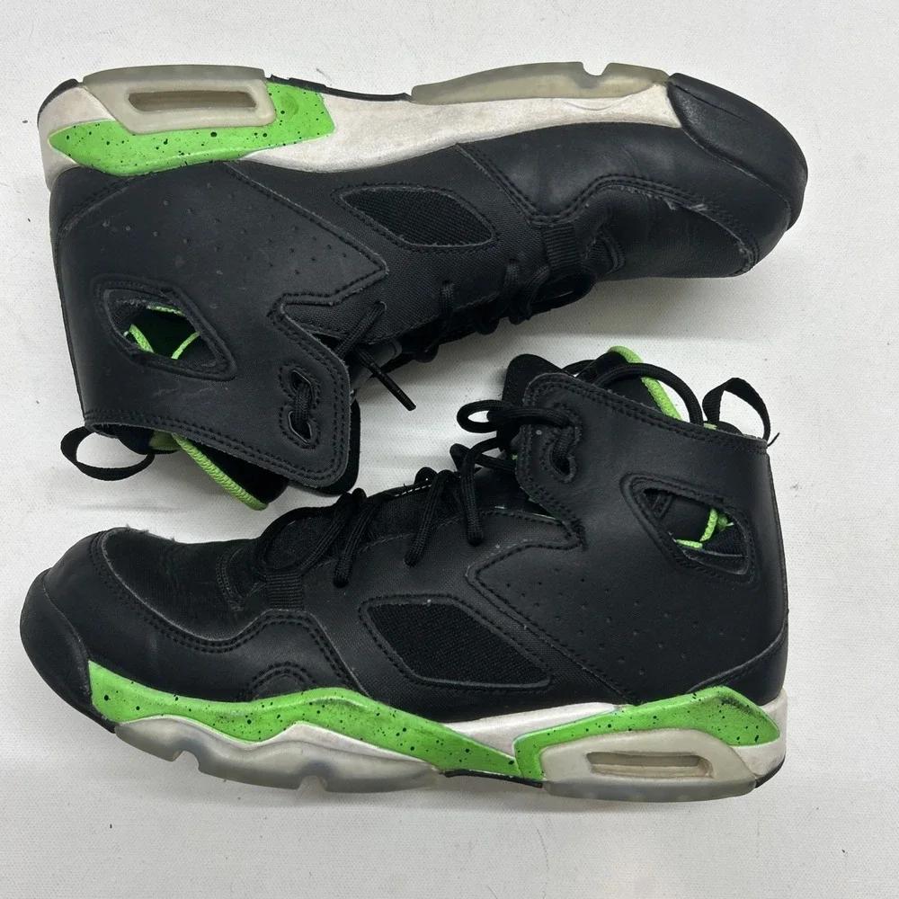 Jordan Flight Club 91 Black Green Strike Size 6 Y Youth DM1685-003